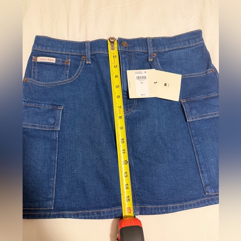NWT Calvin Klein Utility Jean Cargo Mini Skirt Size 30 - Picture 6 of 6